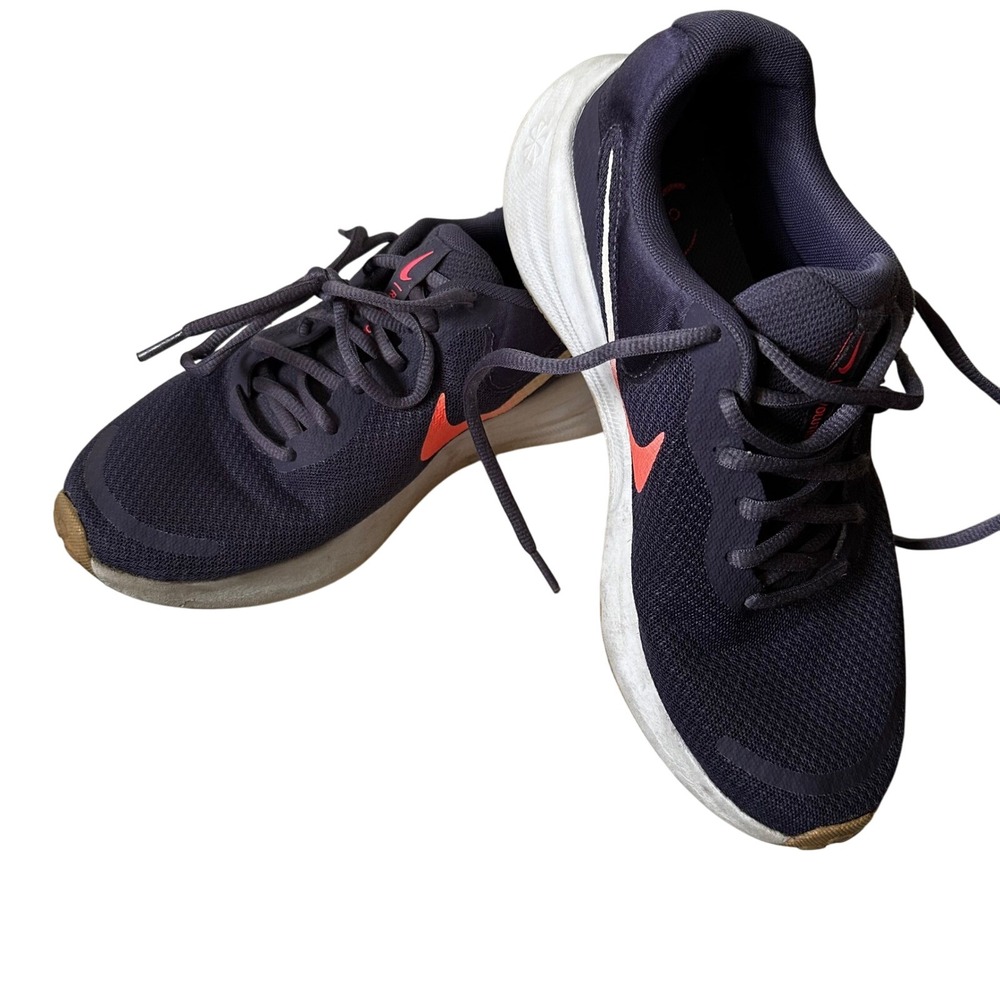 Nike Revolution 6 Purple Running Shoes‎ Women's Size 9 Sneakers Athletic